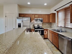 640 N Highlands Grove Ln in Sahuarita, AZ - Building Photo - Building Photo