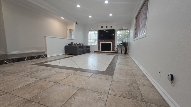 property at 2744 E Bennett Ave