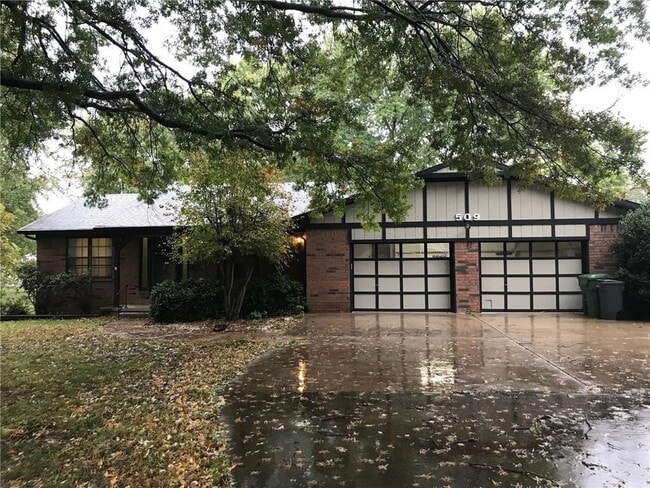 property at 509 S Dixieland Rd