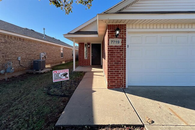 7719 Bennie Terrace in Oklahoma City, OK - Foto de edificio - Building Photo