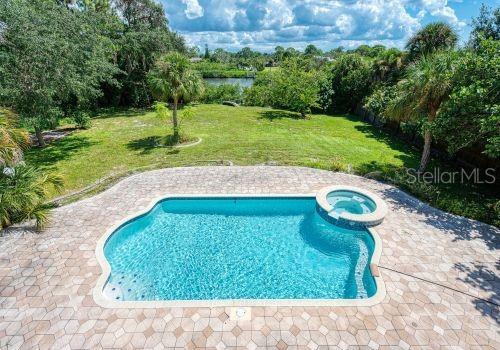 1648 Bayshore Dr in Englewood, FL - Building Photo - Building Photo