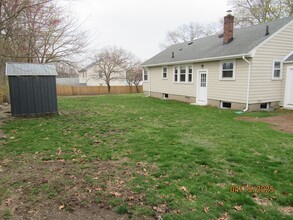 81 Russell Ave in Attleboro, MA - Building Photo - Building Photo