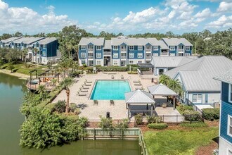 Audubon Village in Tampa, FL - Building Photo - Building Photo