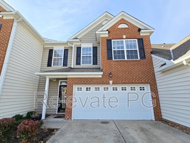 property at 805 Parkland Pl