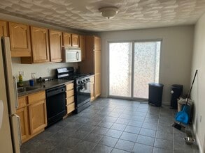 1066 Main St, Unit A in Tewksbury, MA - Building Photo - Building Photo