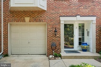 3 Arell Ct in Alexandria, VA - Building Photo - Building Photo