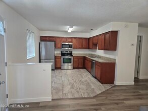 1055 Stocks St in Atlantic Beach, FL - Building Photo - Building Photo