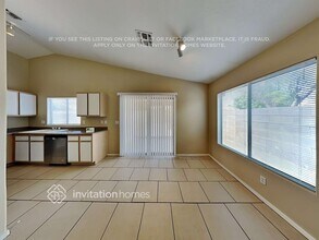 17738 N White Horse Trail in Surprise, AZ - Building Photo - Building Photo