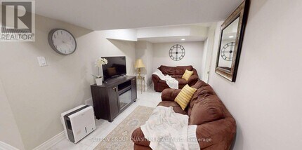 507 Upper James St in Hamilton, ON - Building Photo - Building Photo