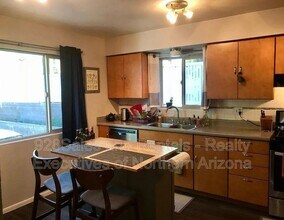 906 W Summit Ave in Flagstaff, AZ - Building Photo - Building Photo