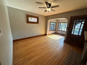 1041 S Washington Ave in Columbus, OH - Building Photo - Building Photo
