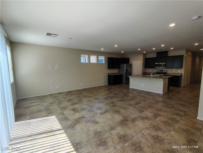 property at 2119 Del Aqua Ave