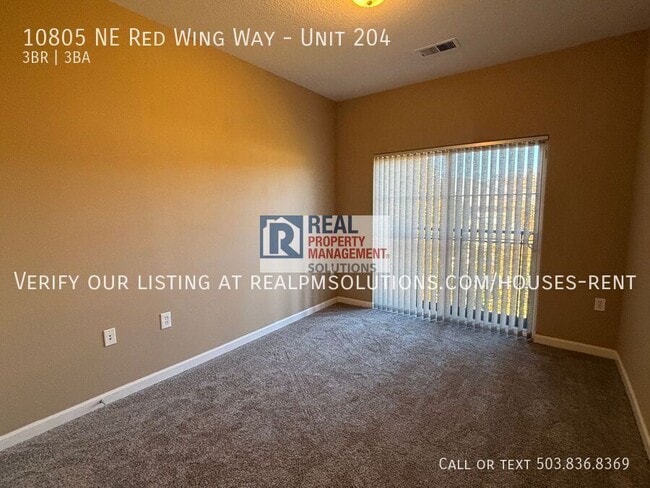 10805 NE Red Wing Way in Hillsboro, OR - Building Photo - Building Photo