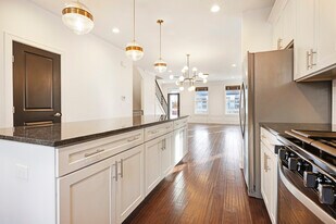 764 N 6th St in Columbus, OH - Building Photo