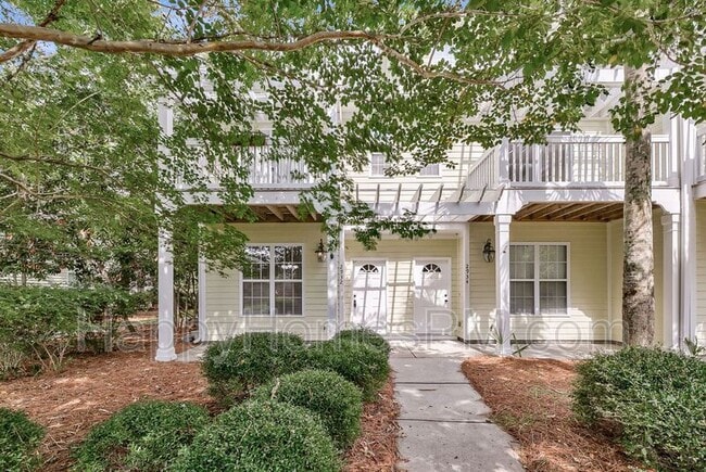 property at 2932 Sugarberry Ln