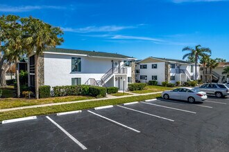 Morton Village Condominium in Bradenton, FL - Building Photo - Building Photo