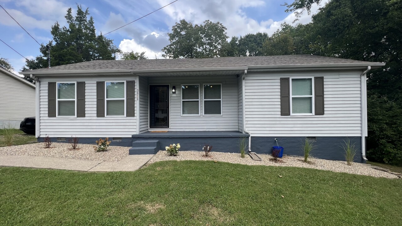 3520 Shady Side Dr in Nashville, TN - Building Photo