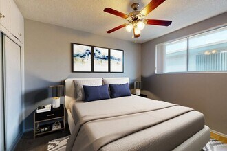 Venice Blvd Apartments in Los Angeles, CA - Foto de edificio - Building Photo