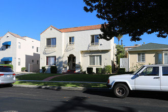 1333 Orange Grove Ave in Glendale, CA - Building Photo - Building Photo