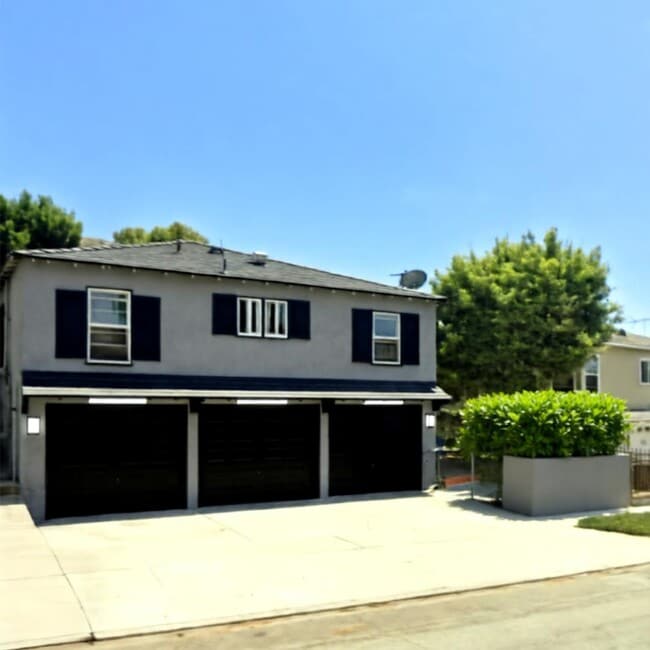 property at 10112 S 8th Ave