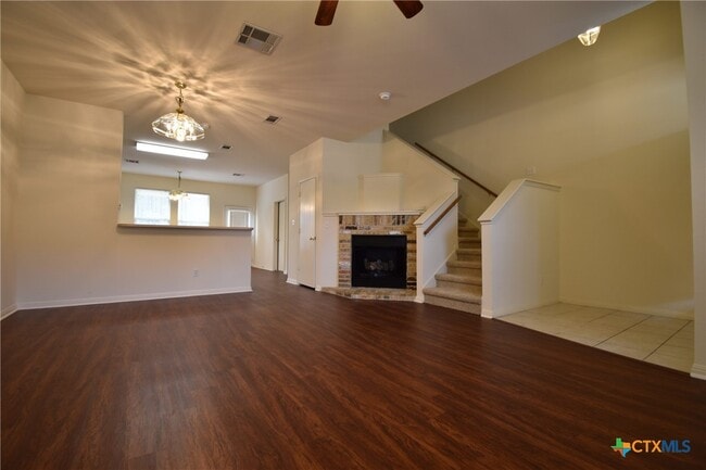property at 2215 Dry Creek Dr
