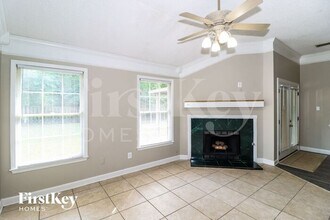 1555 Wood Farms Dr in Memphis, TN - Building Photo - Building Photo