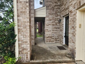 16111 Soaring Eagle Dr in Houston, TX - Building Photo - Building Photo