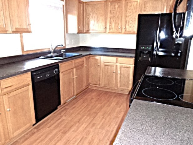 518 Constitution Dr SW in Poplar Grove, IL - Building Photo - Building Photo
