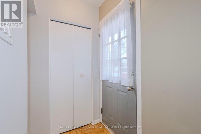 1402 Major Rd in Ottawa, ON - Building Photo - Building Photo