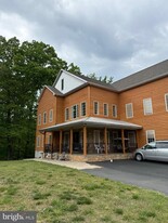 4027 Bonnie Brae Ct in Fredericksburg, VA - Building Photo