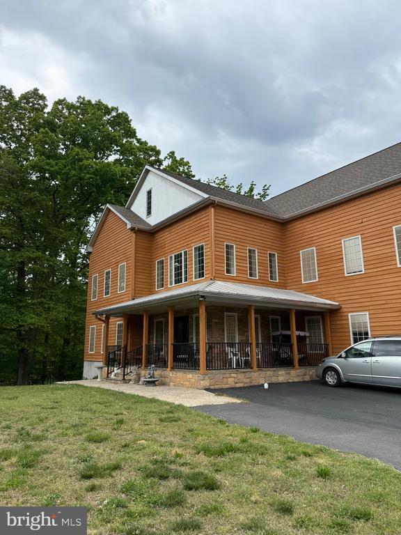 property at 4027 Bonnie Brae Ct