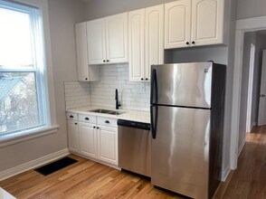 4200 N Damen Ave in Chicago, IL - Building Photo - Building Photo