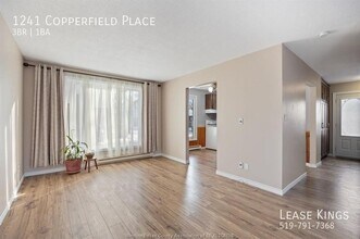 1241 Copperfield Pl in Windsor, ON - Building Photo - Building Photo