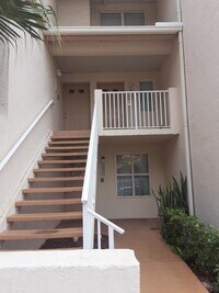 20304 Glenmoor Dr, Unit 20304