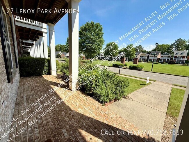 27 Lenox Park Ave in Cartersville, GA - Building Photo - Building Photo