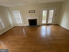 7429 Salford Ct in Alexandria, VA - Building Photo - Building Photo