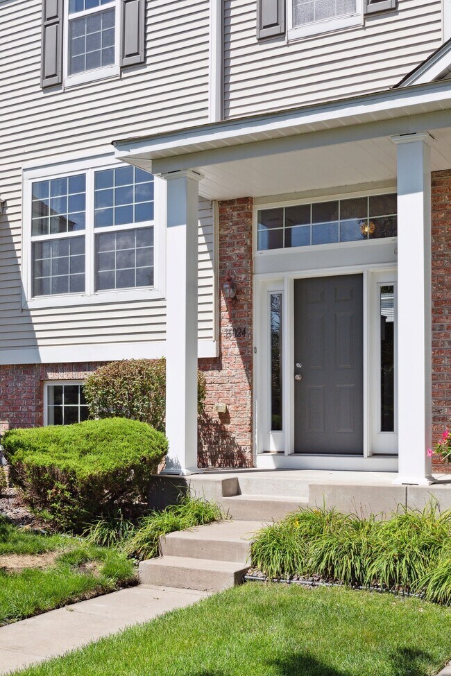 15024 Farnham Ave N in Hugo, MN - Building Photo - Building Photo