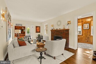 6403 40th Ave in University Park, MD - Building Photo - Building Photo