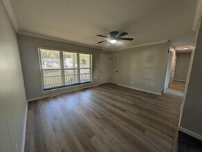 630 Gerald Ave in Florissant, MO - Building Photo - Building Photo