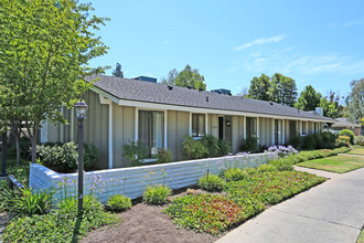 Bear Creek North in Merced, CA - Foto de edificio - Building Photo