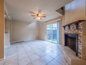 1500 Bay Area Blvd, Unit 138 in Houston, TX - Building Photo - Building Photo