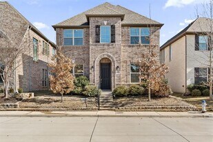 17570 Sequoia Dr in Dallas, TX - Building Photo