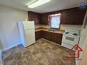 115 E Jere Whitson Rd in Cookeville, TN - Building Photo - Building Photo
