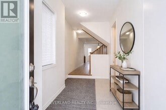 3305 Thunderbird Prom in Pickering, ON - Building Photo - Building Photo