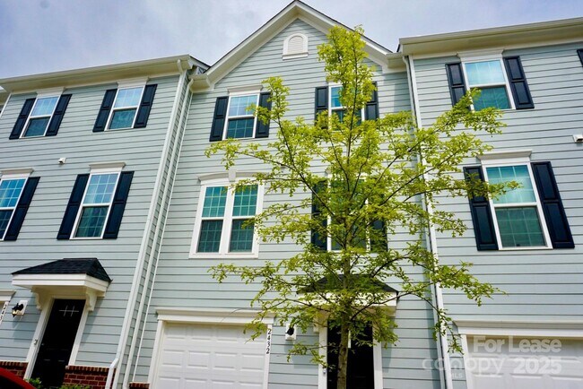 property at 2432 Dr Carver Rd