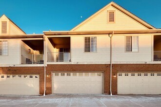 17 N Squirrel Rd in Auburn Hills, MI - Building Photo - Building Photo