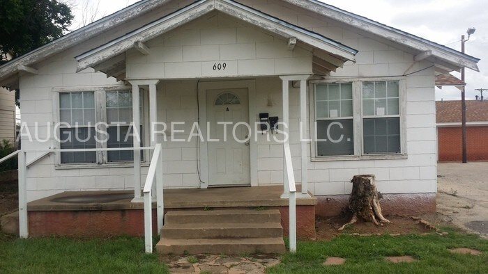 609 E N 15th St-Unit -Apt A in Abilene, TX - Building Photo