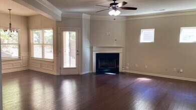 3259 Woodward Down Trail in Buford, GA - Foto de edificio - Building Photo