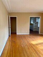 346 N Curson Ave, Unit 346 N Curson Ave in Los Angeles, CA - Building Photo - Building Photo