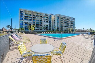 1400 Gulf Blvd in Clearwater, FL - Building Photo - Building Photo